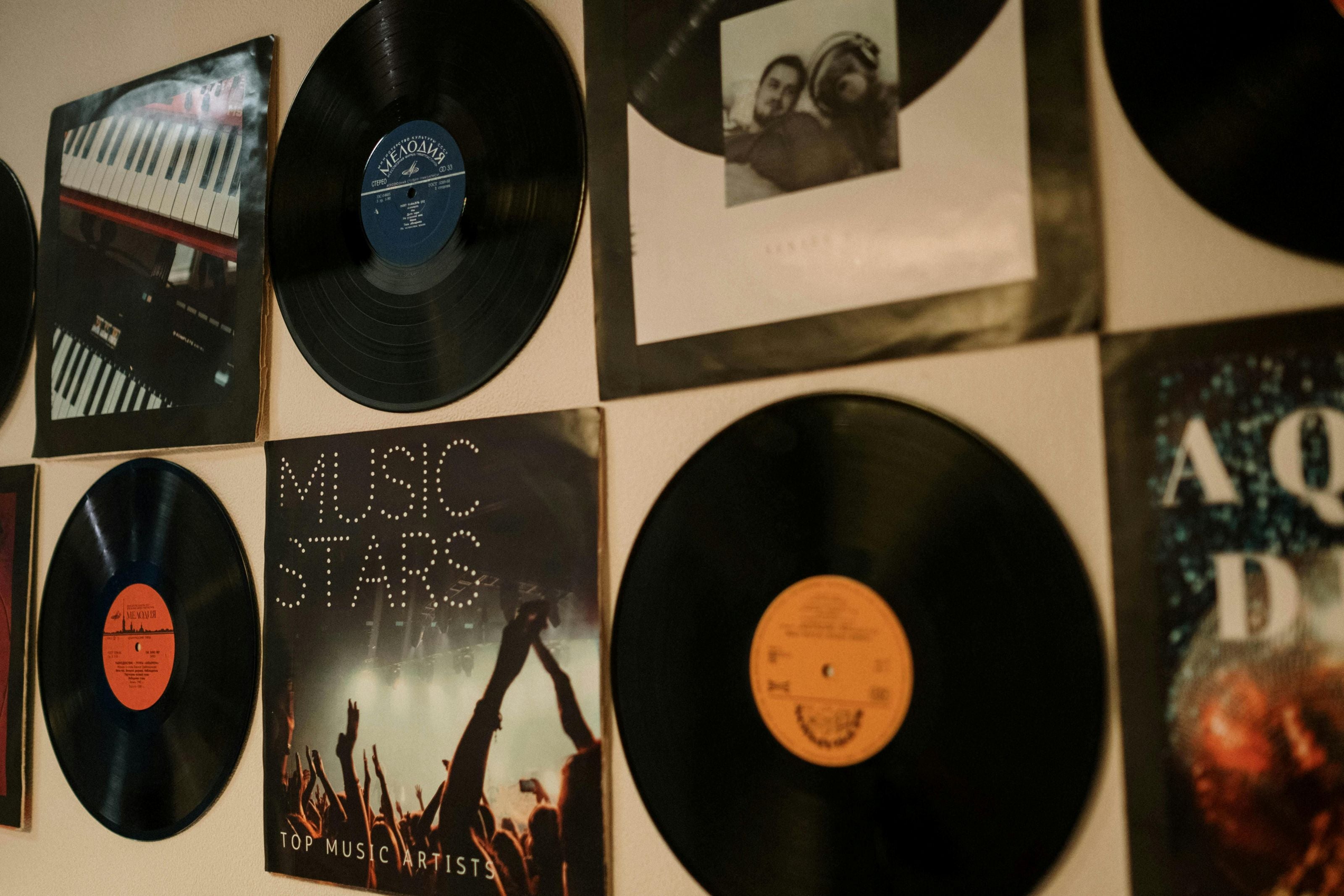 Are Custom Vinyl Records Good Gifts?