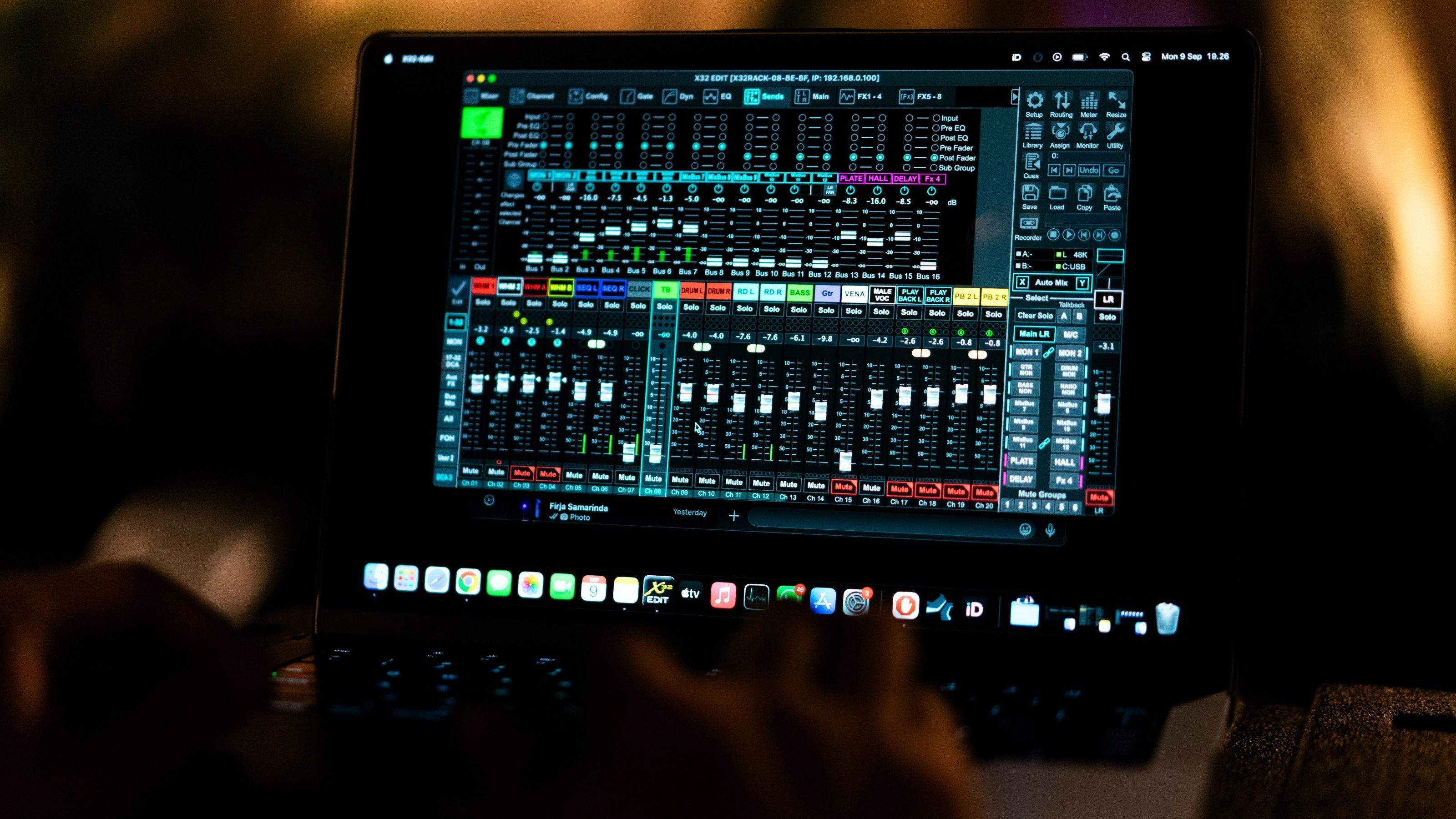 How to Convert Digital Music Into a Vinyl Record